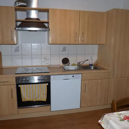 Prázdninový dům Freistehendes In Mit Terrasse, Grill Und Garten Adendorf