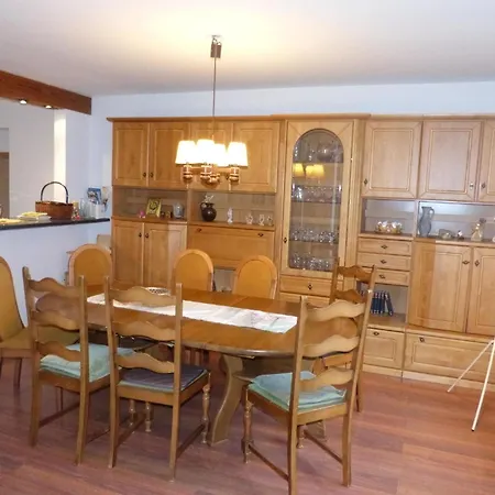 Freistehendes In Mit Terrasse, Grill Und Garten * Adendorf