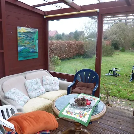 Prázdninový dům Freistehendes In Mit Terrasse, Grill Und Garten
